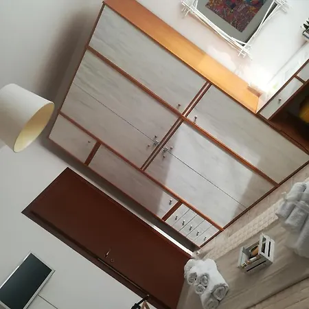 Casa vacanze Yellow House Cir 12040